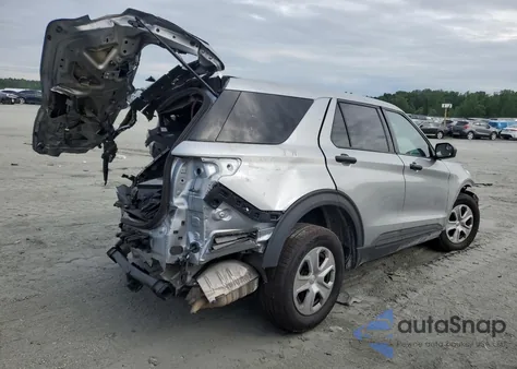 2023 Ford Explorer Police Interceptor from USA, damaged, VIN 1FM5K8AB9PGA06519